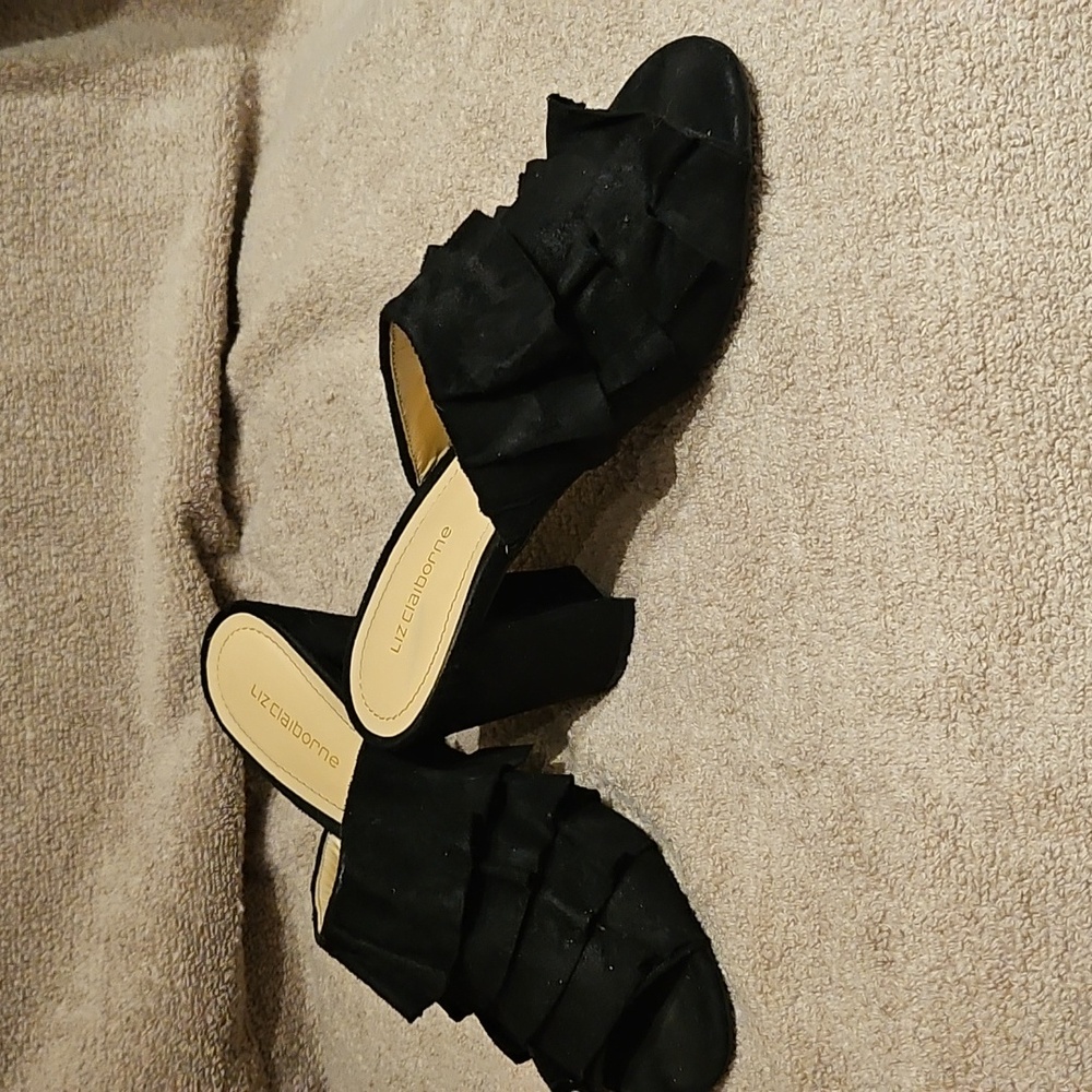 Liz Claiborne Deanna Heeled Mules Peep Toe Slide Heels Black Ruffles size 5.5